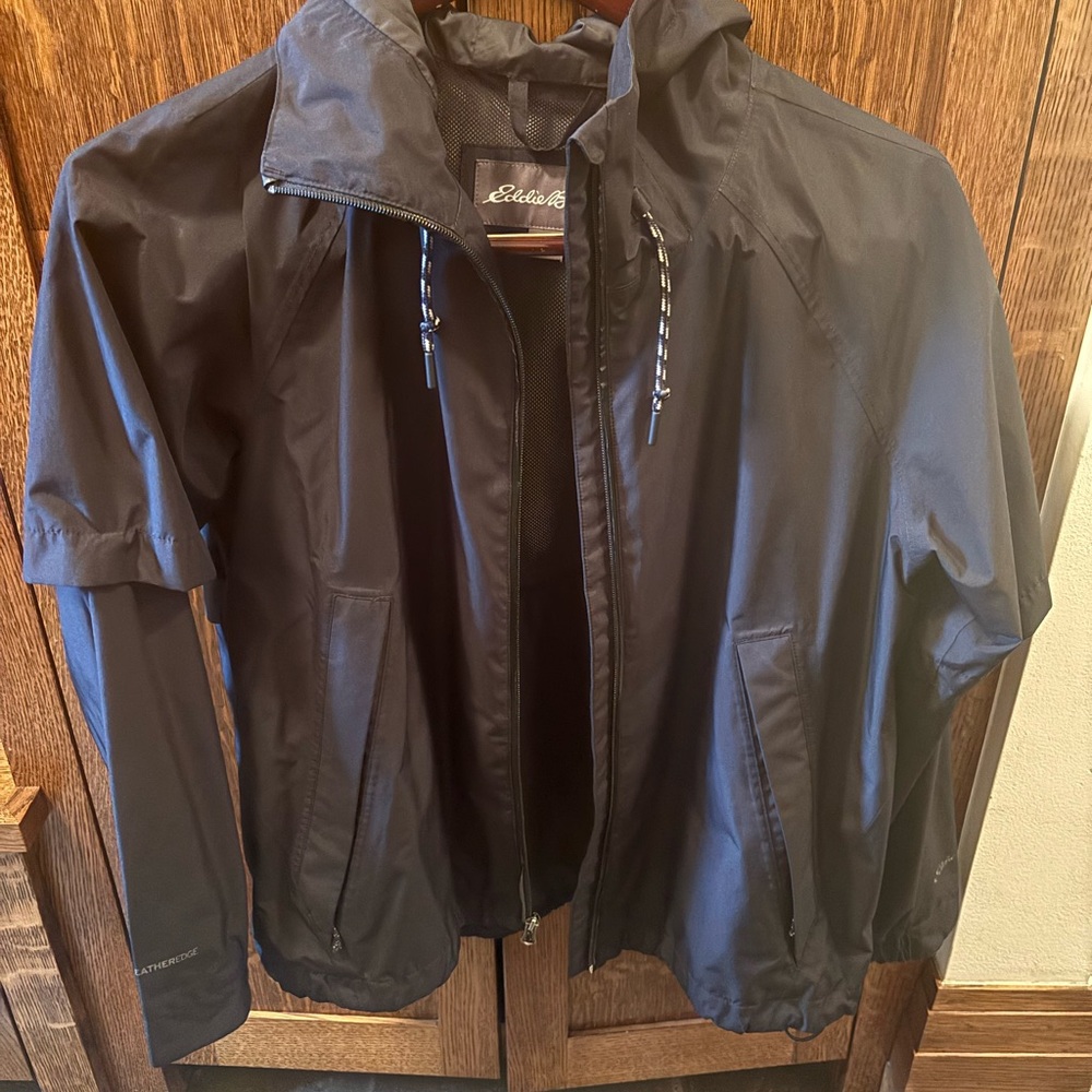 Eddie Bauer Rainfoil Vented Rain Coat